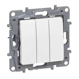 Niloé hármas egypólusú kapcsoló, 10AX, fehér