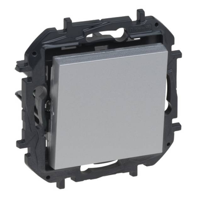 Niloé Step váltókapcsoló, 10AX, alumínium 