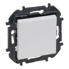 Niloé Step váltókapcsoló, 10AX, fehér