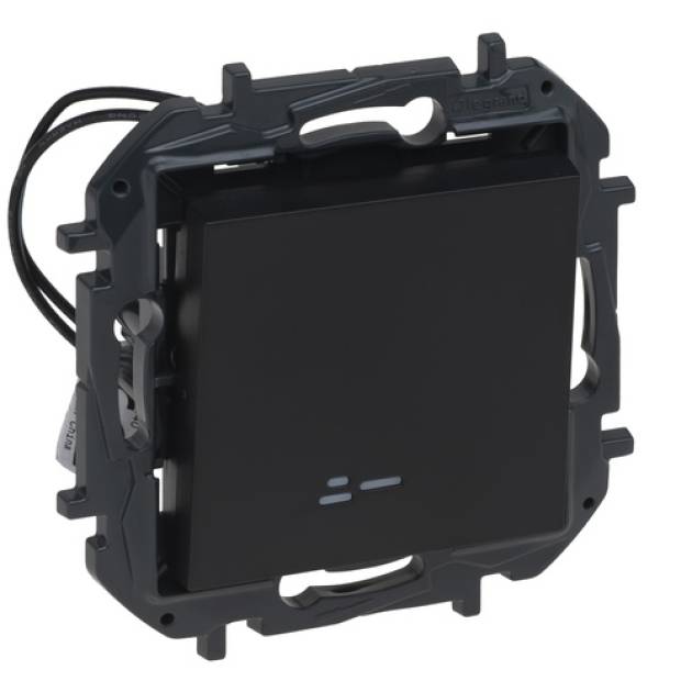 Niloé Step váltókapcsoló jelzőfénnyel, 10AX, fekete 