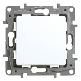 Niloé váltókapcsoló 10 AX IP44, fehér