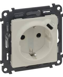 Valena Life 2P+F csatlakozóaljzat + USB-C töltőaljzat 1,5A-5V-7,5W, körmös/csava