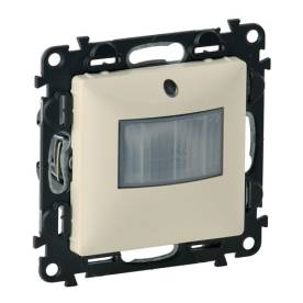 Valena Life mozgásérzékelős (PIR) kapcsoló, 0-2000 W (LED max. 500 W) , nulla (N