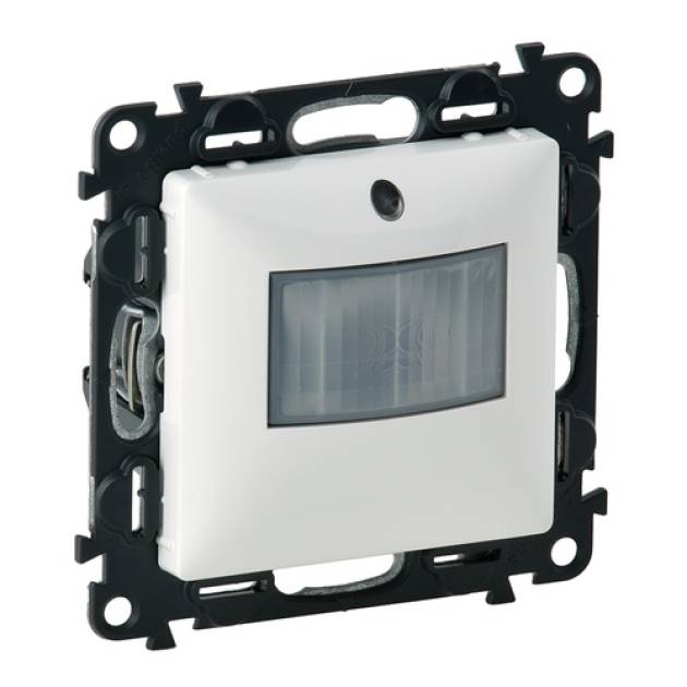 Valena Life mozgásérzékelős (PIR) kapcsoló, 2-150 W (LED max. 100 W), 2 vezetéke 